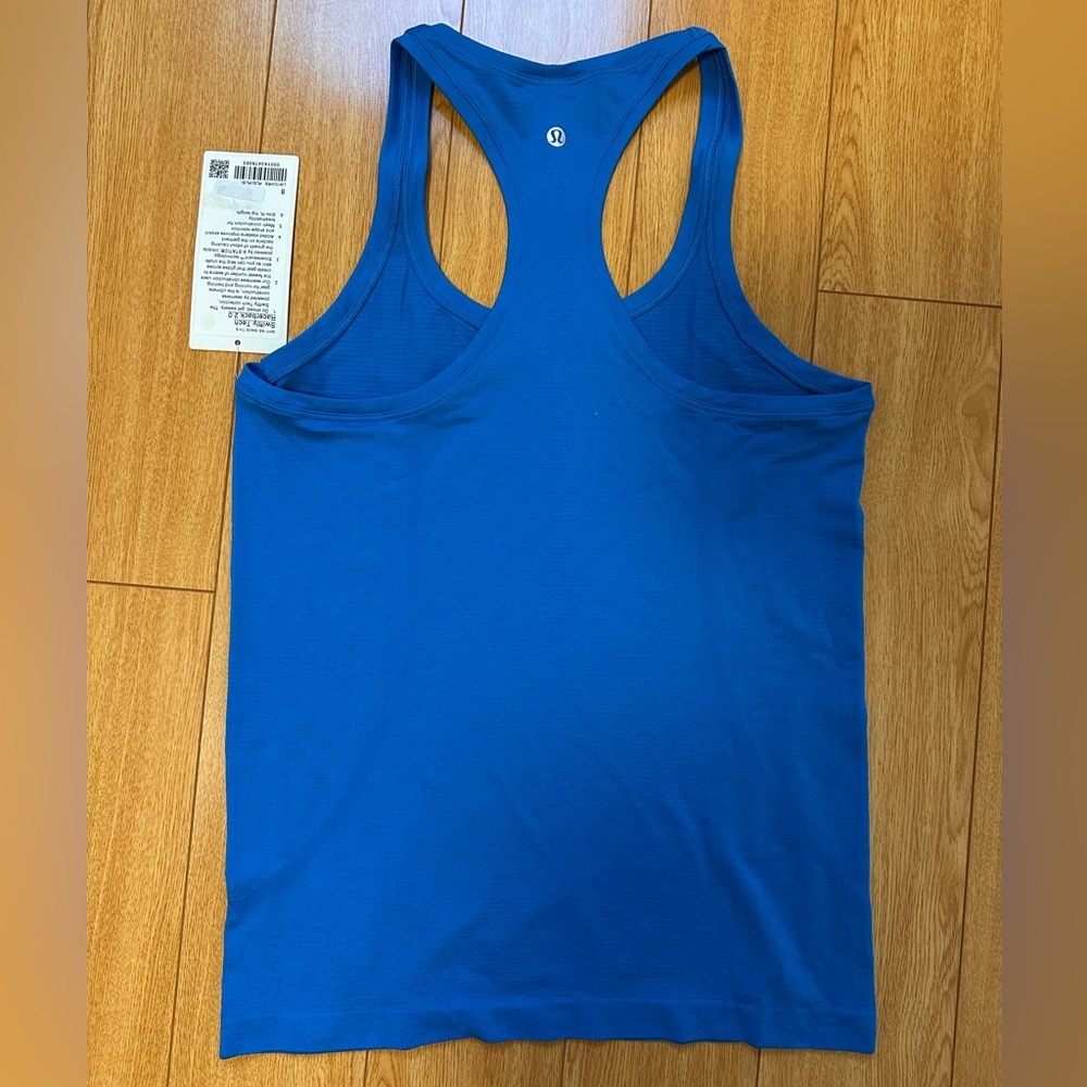 BNWT: Swiftly Tech Racerback 2.0 (Size: 8) - Picture 2 of 3